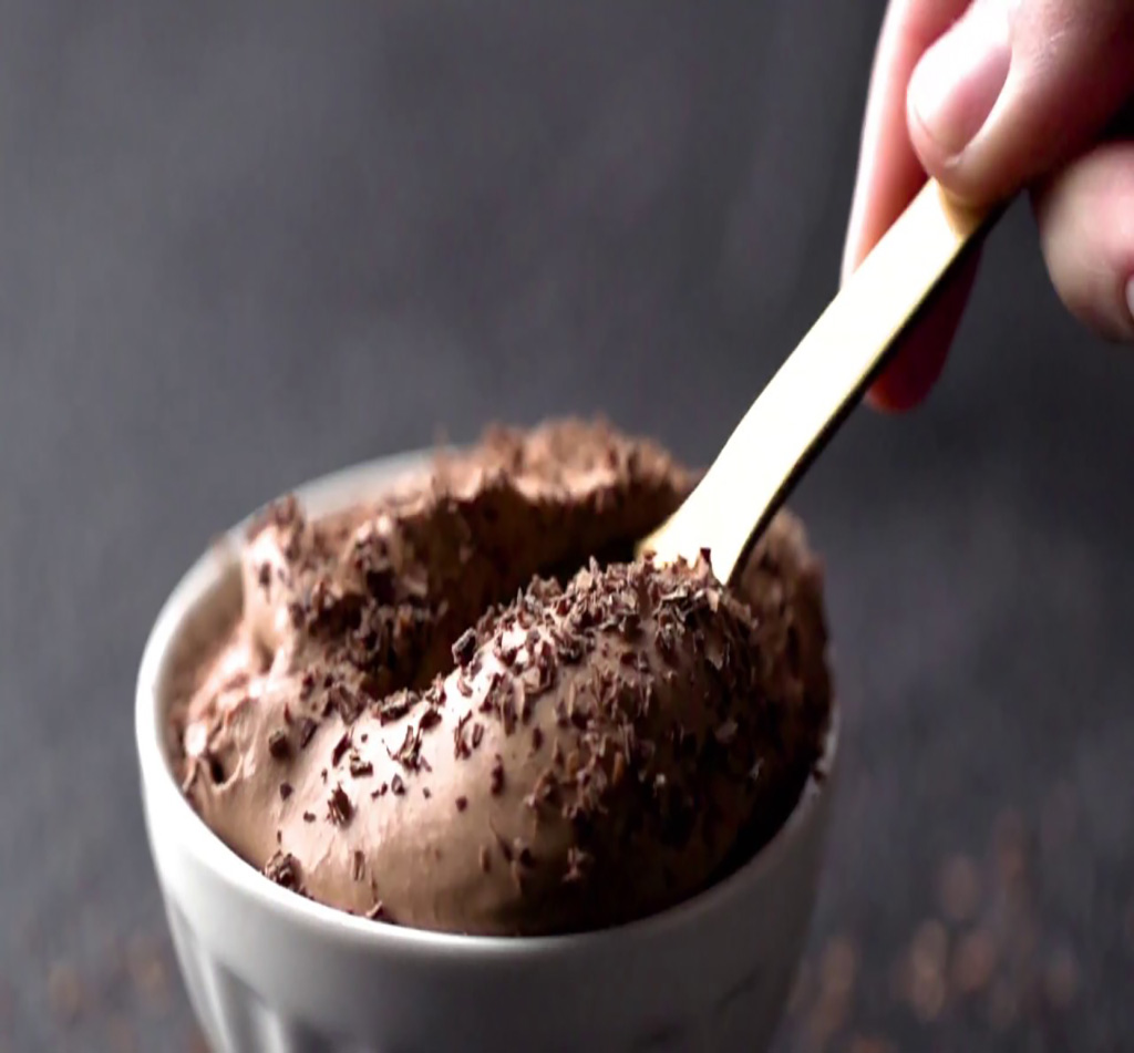 Homemade Chocolate Mousse Recipe - cooking teach