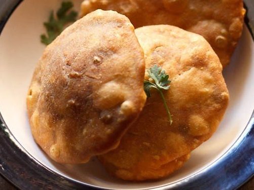 Homemade Yummy Matar Kachori Recipe - cooking teach